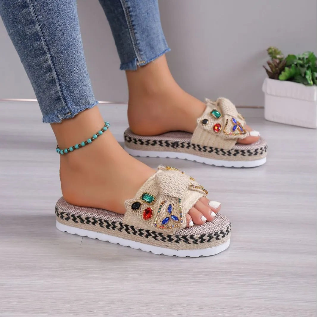Women's platform sandals with beach bow decoration in creamy-white cloth material