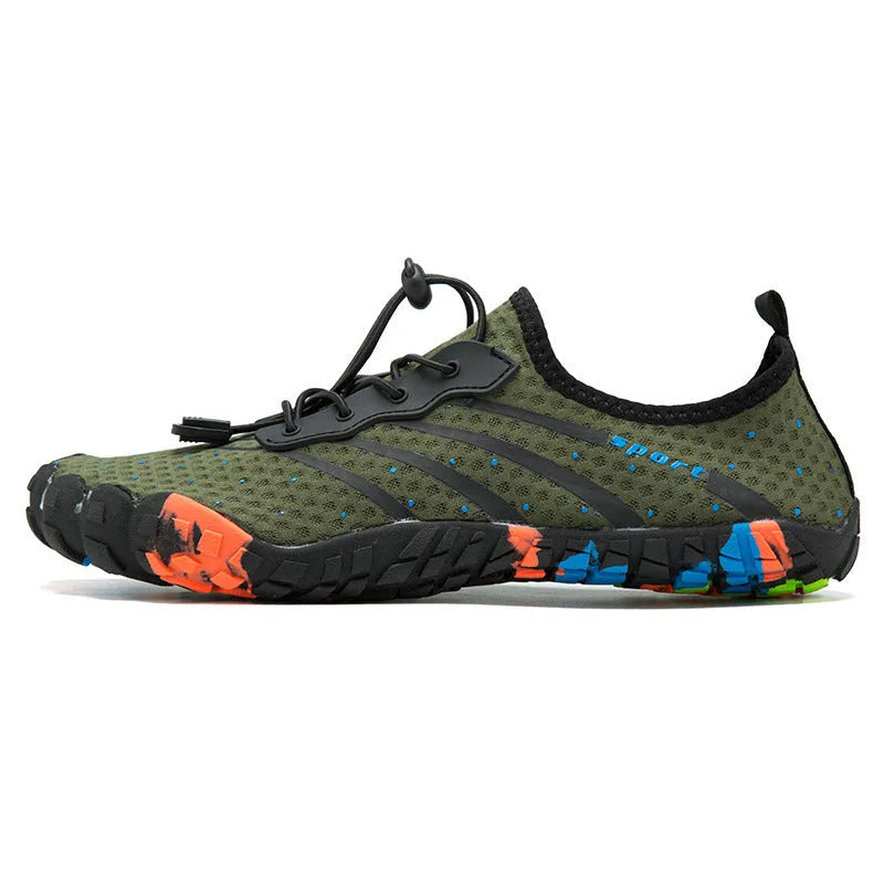 Low-top beach swimming shoes in army green with mesh fabric upper and rubber sole for fast drainage