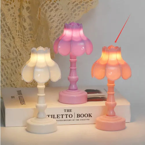 Retro pagoda geometric design night lamp with built-in battery in light purple colour
