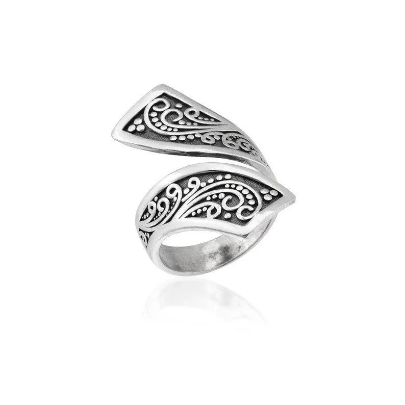 Adjustable opening silver alloy ring with retro minimalist design for women