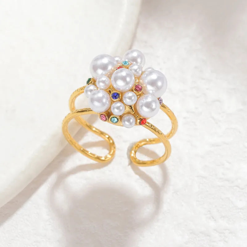 Women's adjustable stainless steel ring with pearl zircon detail in round and heart-shaped styles