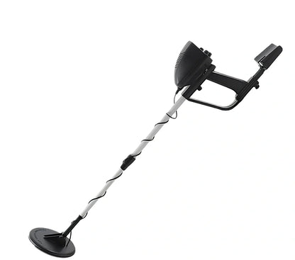 Underground metal detector with 1 metre range for detecting coin-sized objects
