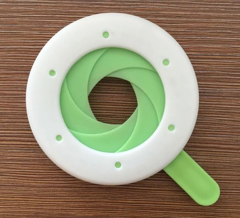 Plastic noodle thickness selector and pasta measuring kitchen tool 8x9x1cm