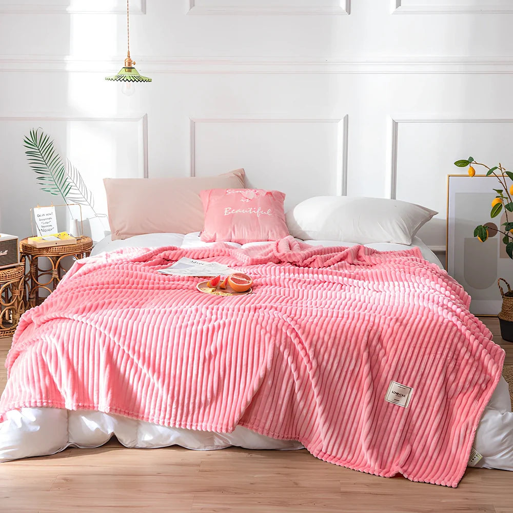 Flannel sheets solid blanket in blue, 150x200 cm size, polyester fiber for cosy bedding warmth