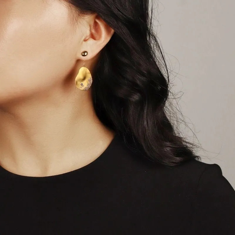 Asymmetric floral earrings with Chinese style design in gold and silver plating options with zircon detailing