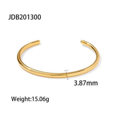Women's stainless steel bracelet with electroplated finish in European and American style