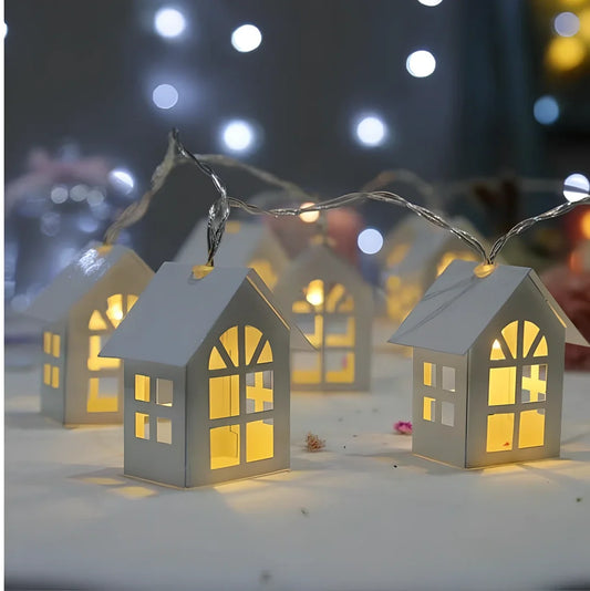 2-metre string of 10 LED wooden house lights, each 6.5x5.5x4cm, warm white glow for Christmas decorations