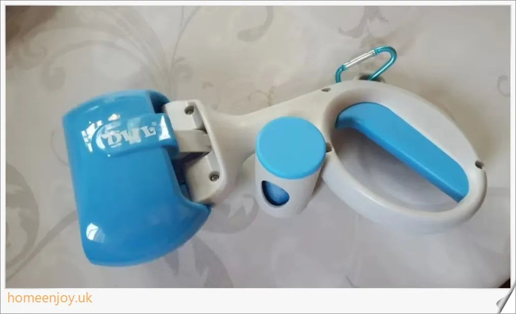Automatic Portable Toilet Grabber for effortless pet waste and outdoor debris cleanup
