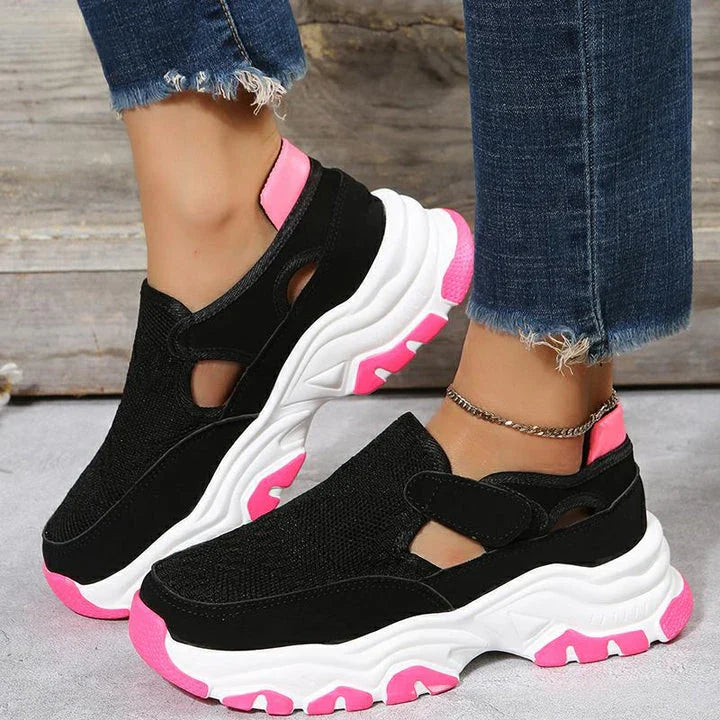 Women's mesh sports shoes in a variety of colours with flat heels and round toes, perfect for outdoor wear and casual activities.