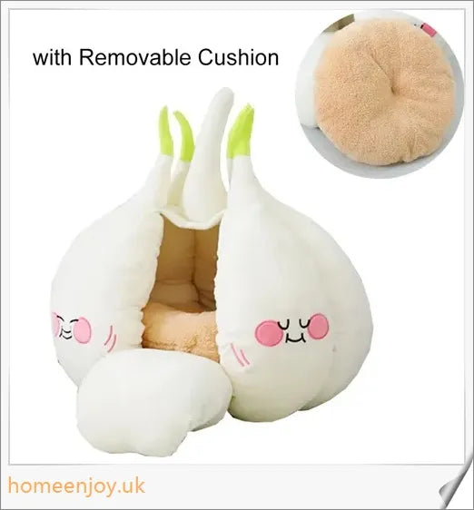 A soft, white cat bed made of suede fabric and filled with plush PP cotton for your feline friend's comfort.