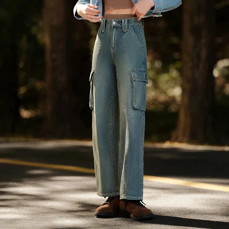 Distressed wide-leg jeans with a retro-inspired design and modern comfort features