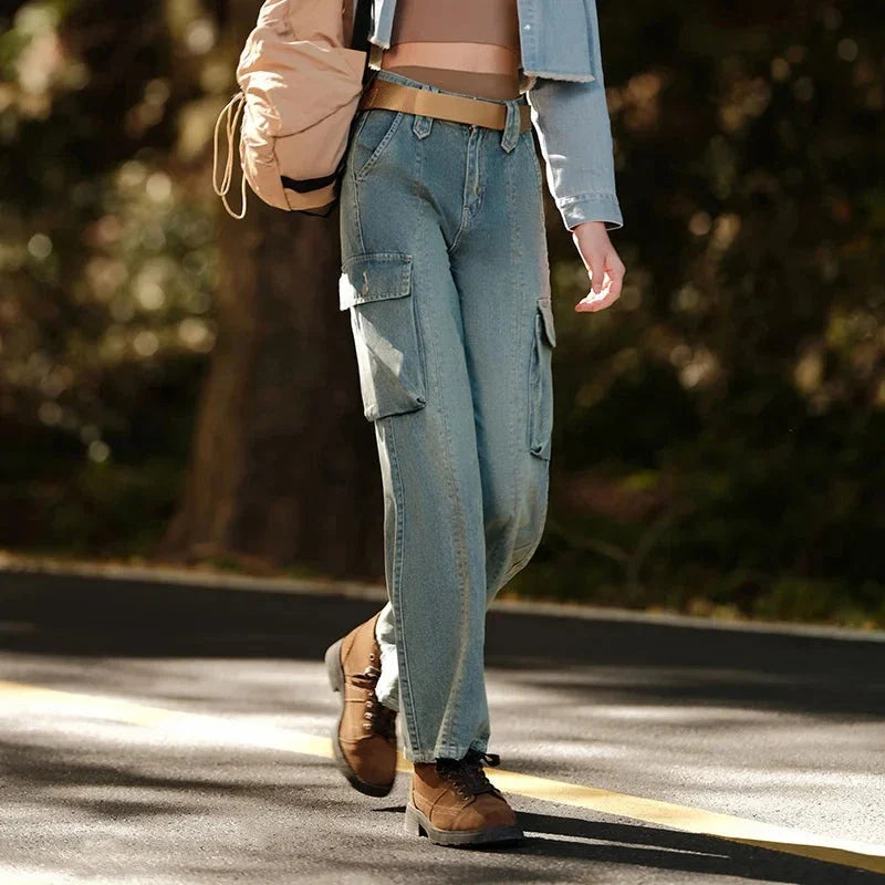 Distressed wide-leg jeans with a retro-inspired design and modern comfort features