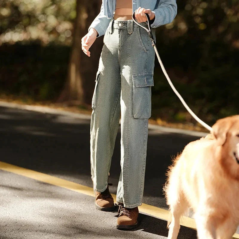 Distressed wide-leg jeans with a retro-inspired design and modern comfort features