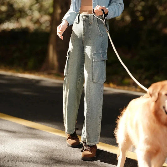 Distressed wide-leg jeans with a retro-inspired design and modern comfort features