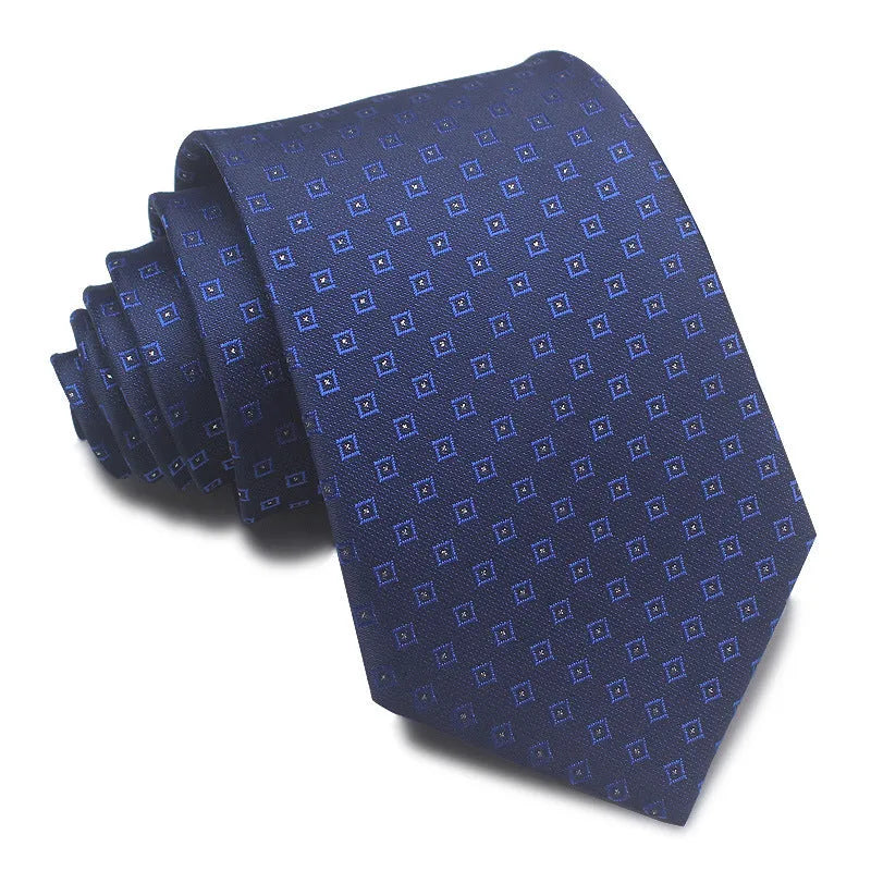 Close-up of a red and black striped men's business tie with a textured Jacquard weave, showing the 8cm width and arrow point shape.