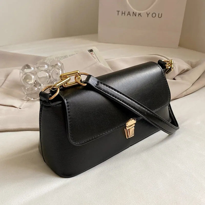 French casual underarm bag with chain shoulder strap in horizontal square design