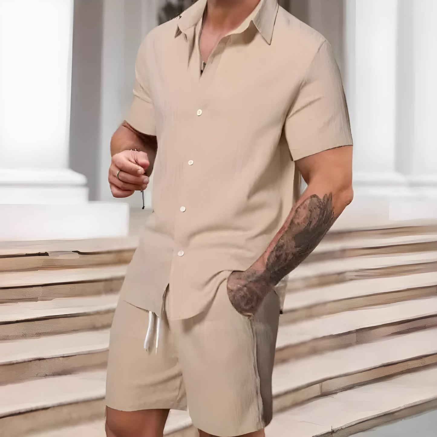 Men's striped printed casual suit with short sleeve shirt and matching shorts in polyester fabric