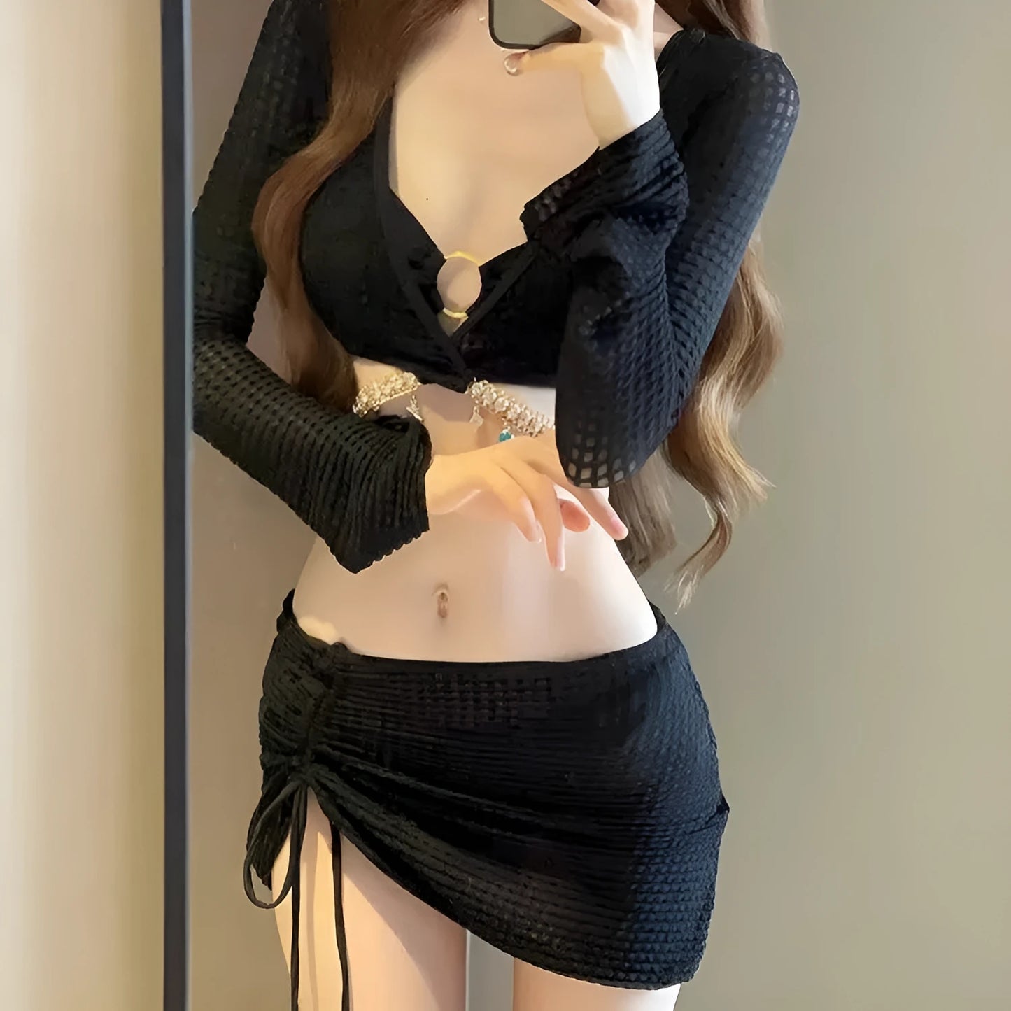 Women's long sleeve two-piece bikini swimsuit set in black or white