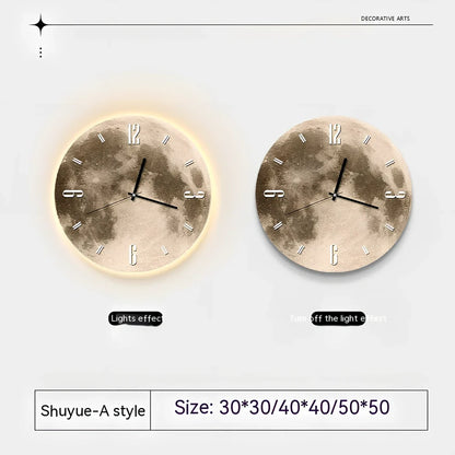 Wall clock in 40cm diameter with LED ambient light and 2m USB cable, plastic shell for living room display