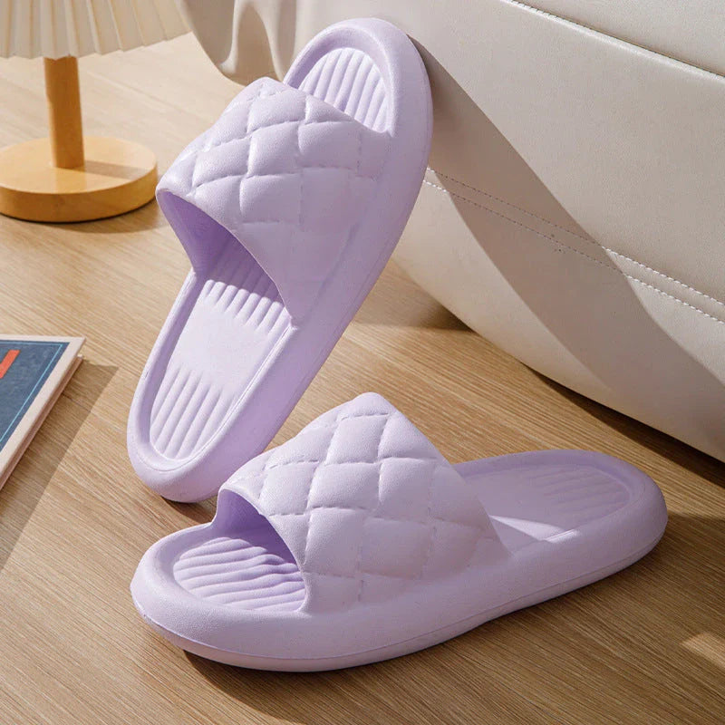 Comfortable home slippers with non-slip soles, featuring breathable and waterproof EVA material in a variety of stylish colors.
