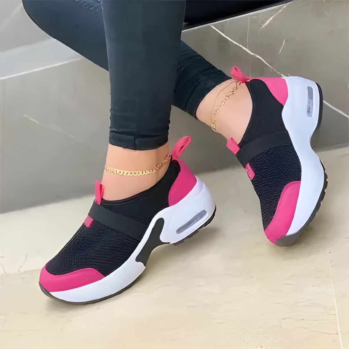 Women's lightweight flat sneakers in mesh with a rubber sole, shown in multiple colours.