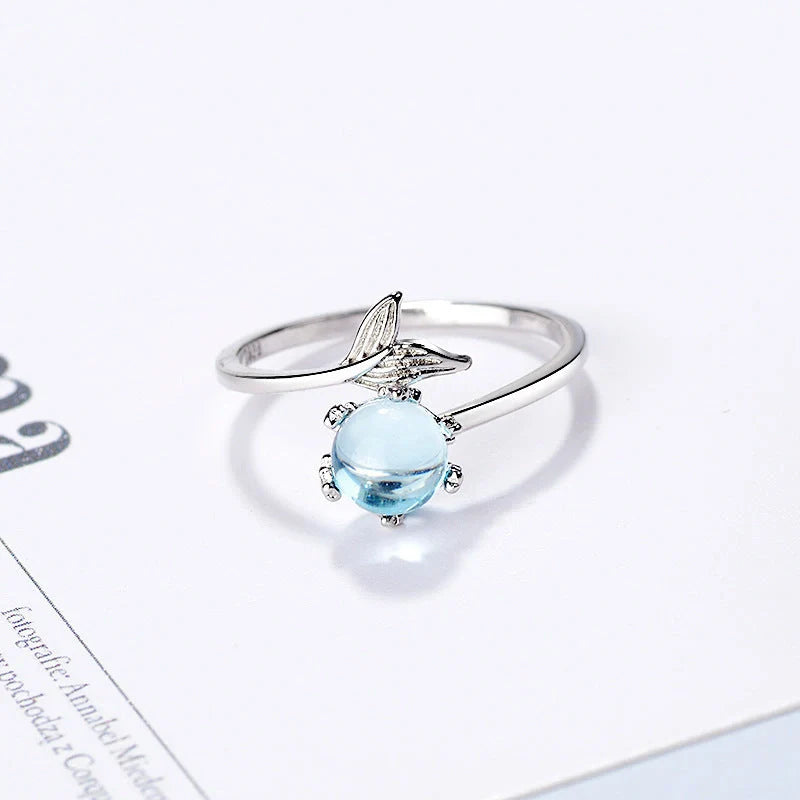 Adjustable mermaid tail ring in silver with zircon inlays