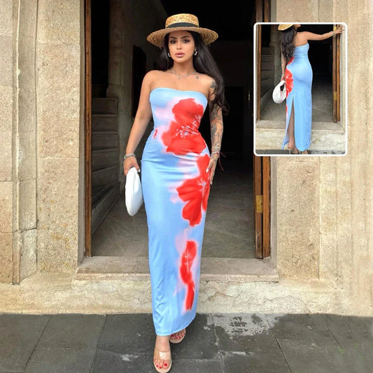 Chic slit maxi dress in contrast color, featuring a flattering high waist and stylish side slit for a bold summer look