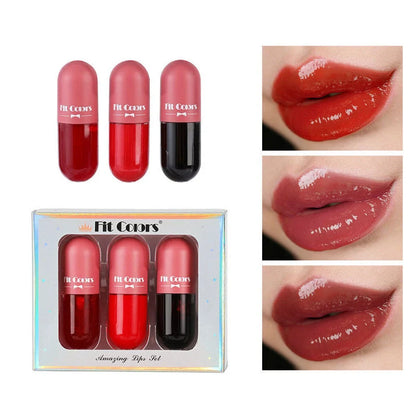 Day Night Instant Volume Lip Plumper Oil in light yellow for hydrated, plump lips