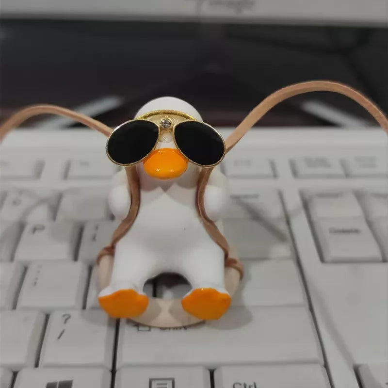 Cartoon-style Duck Ornament in gypsum, 6*5*6cm