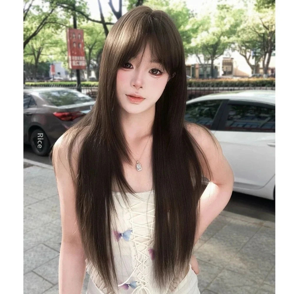 Brown-black high-temperature fibre wig with seven-piece volume-enhancing construction and wear-free hair net
