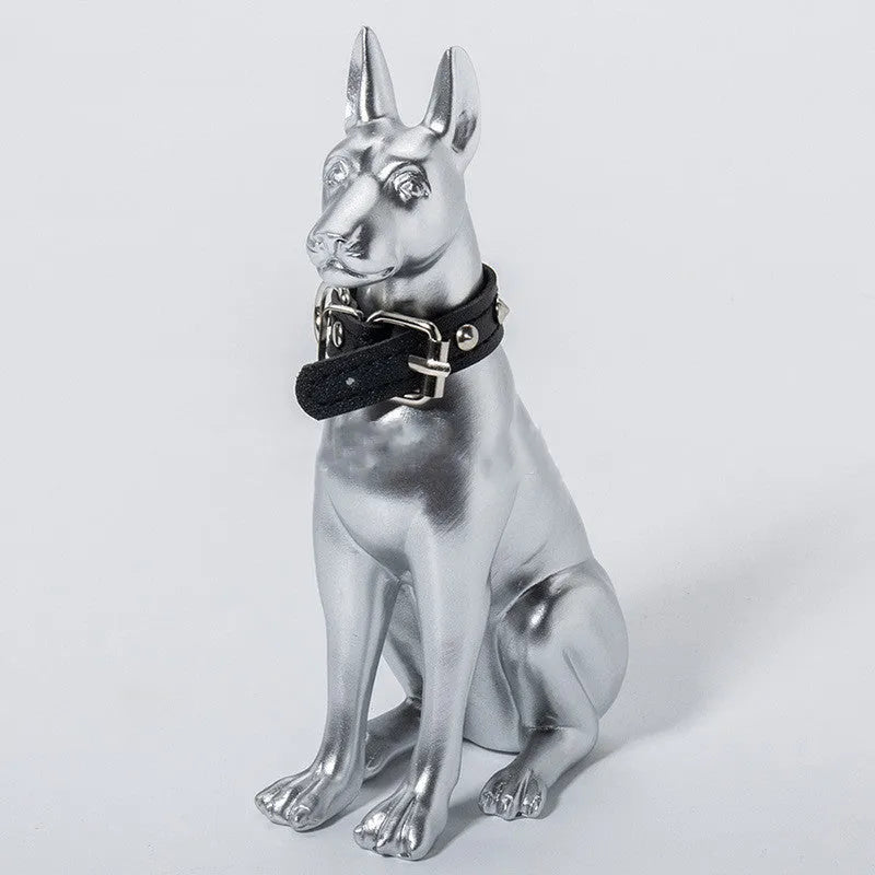 Silver Doberman dog sculpture, hand-made resin animal ornament, 18x10x5cm, for living room decoration