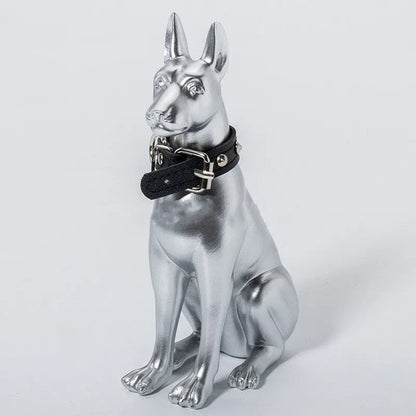 Silver Doberman dog sculpture, hand-made resin animal ornament, 18x10x5cm, for living room decoration
