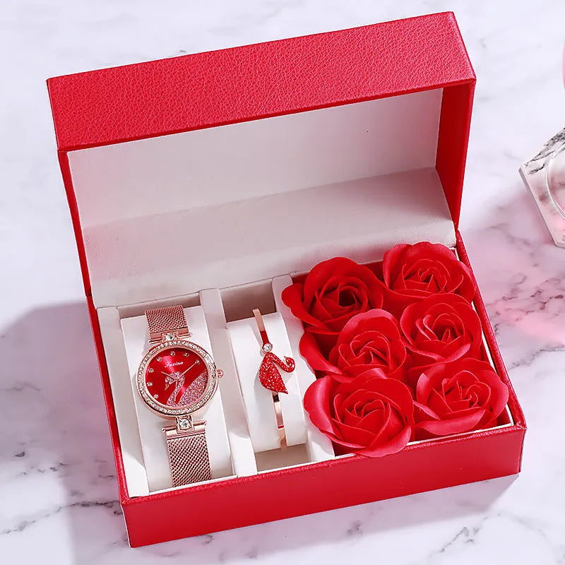 Ladies round watch with 32mm dial, 6mm alloy case, leather strap, and pin buckle