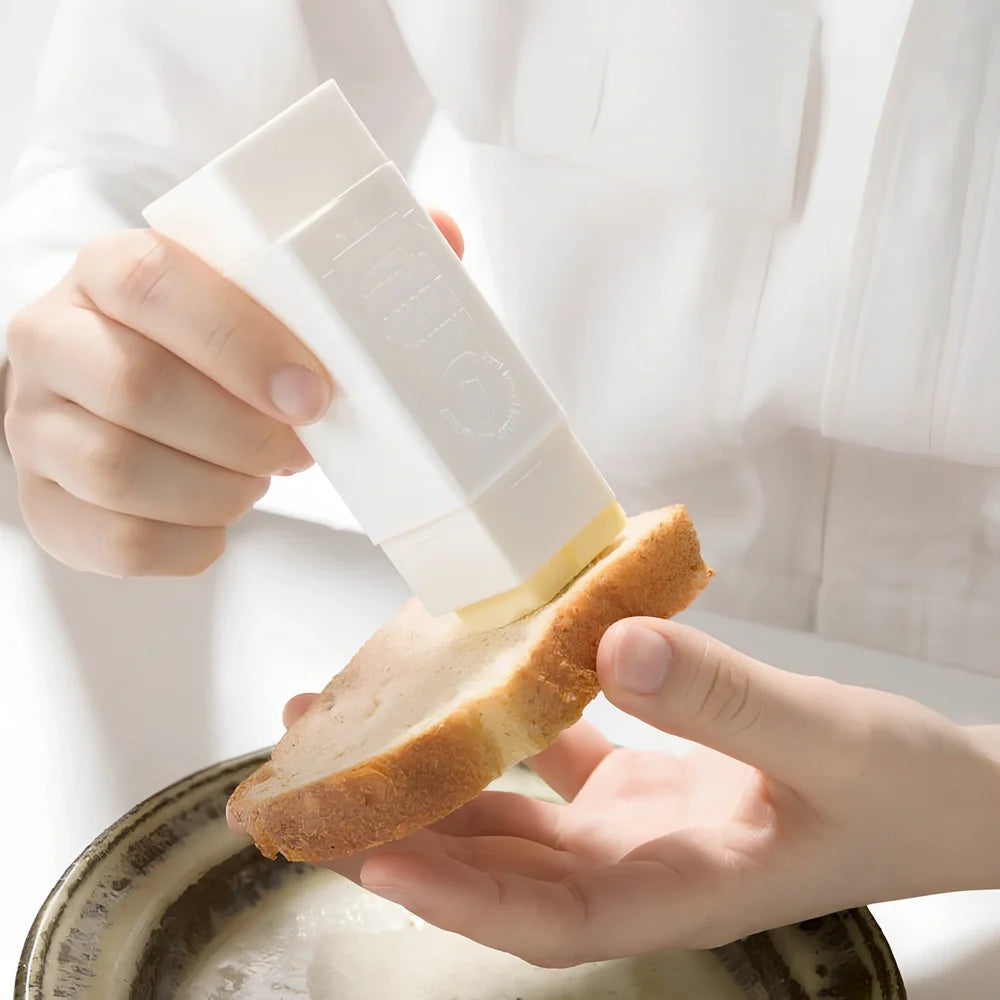 White polypropylene butter applicator box holding 6x6x3cm stick for kitchen use, temperature resistant -20°C to 140°C