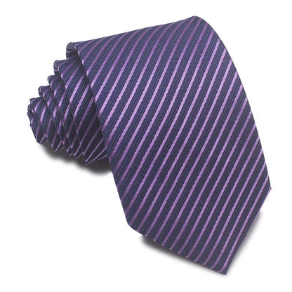Close-up of a red and black striped men's business tie with a textured Jacquard weave, showing the 8cm width and arrow point shape.