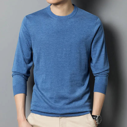 Men's heavy wool pullover sweater in light business style with fine yarn construction