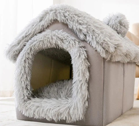 Cozy and Foldable Pet Bed for Dogs and Cats: Premium Synthetic Fur, Self-Warming, and Non-Slip Design