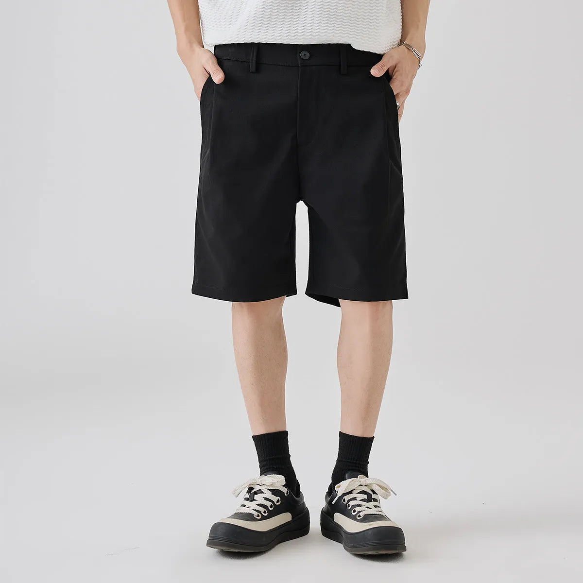 Men's straight-leg summer trousers in khaki colour with micro-elastic polyester fabric
