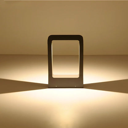 Sand black outdoor LED landscape light with die-cast aluminum housing for garden installation