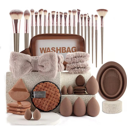 Beauty tool set with hydrophilic non-latex tools for facial cleansing and makeup application in various colours