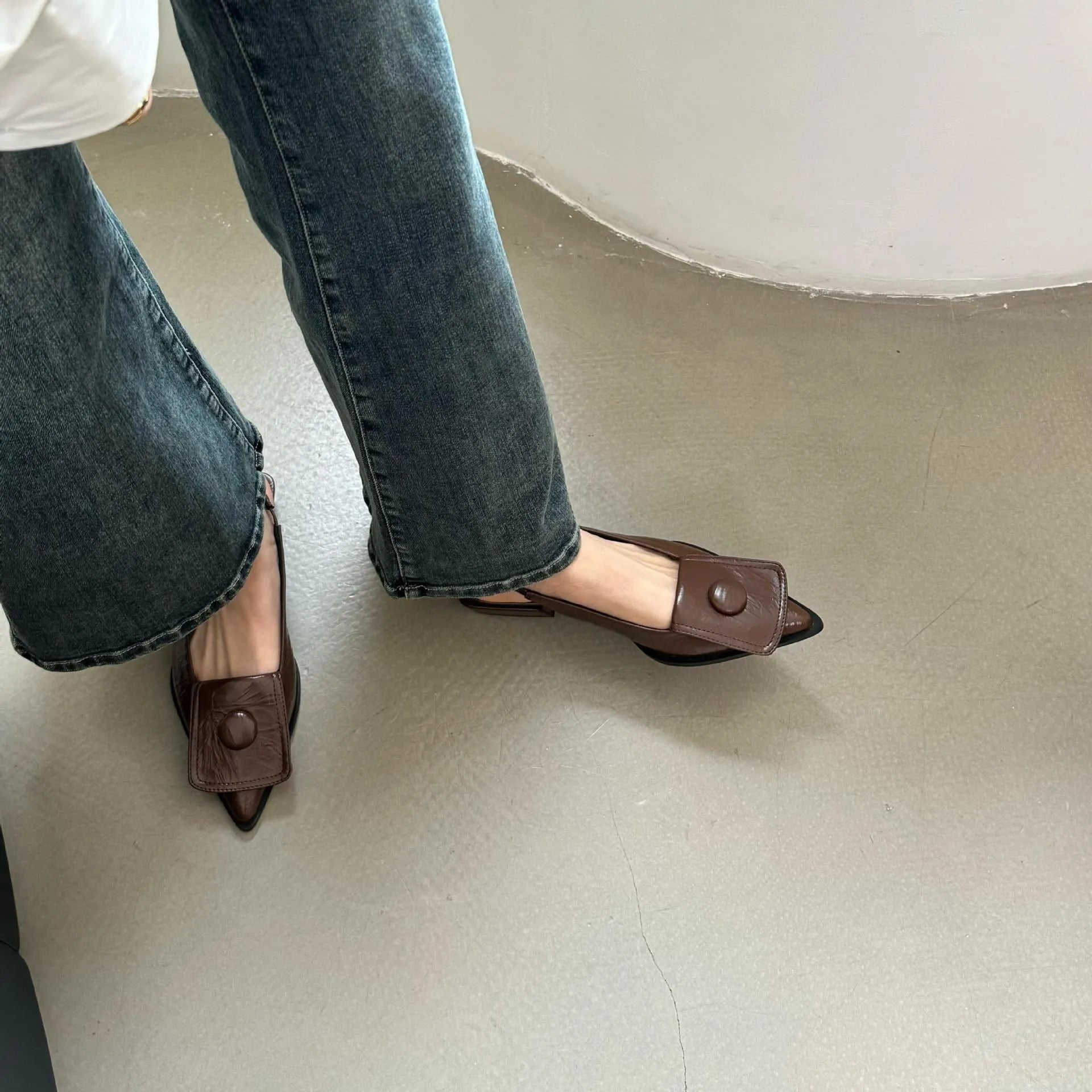 Women's pointed toe low heel sandals with back strap in apricot colour