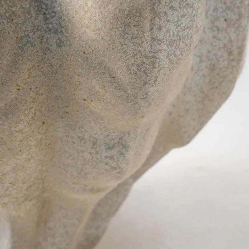 Large white single colour glaze porcelain French style vase, 42cm wide and 27cm high, for desktop decoration