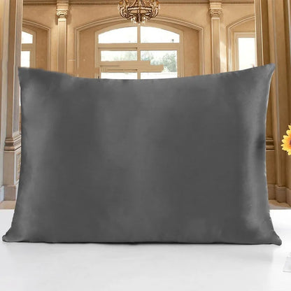 19 M double-sided silk pillowcase in champagne colour showing smooth texture and hem detailing