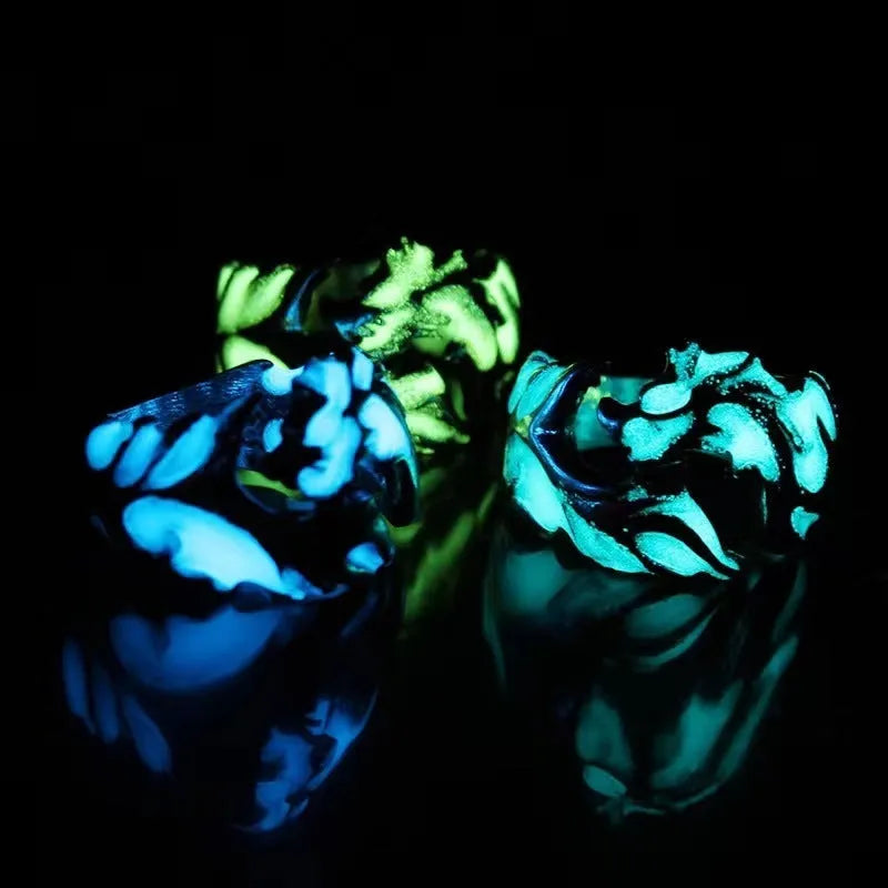 Adjustable metal ring with a luminous Chinese dragon pattern in antiqued silver, blue, and green colours.