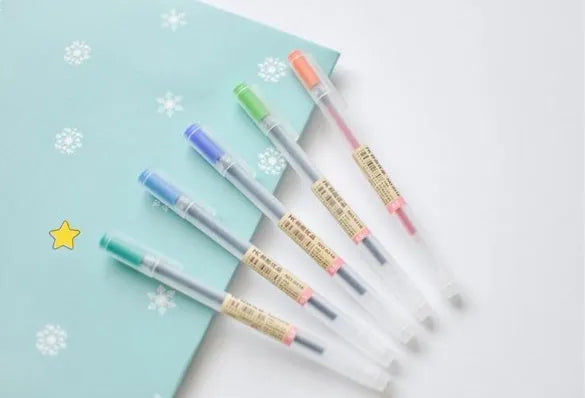 12 Muji Gel Pens with 0.5mm nibs showing ink prevention mechanism for uninterrupted writing