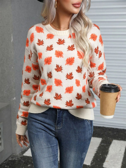 Maple leaf Christmas loose knit pullover sweater in beige or dark green with contrast colour detail