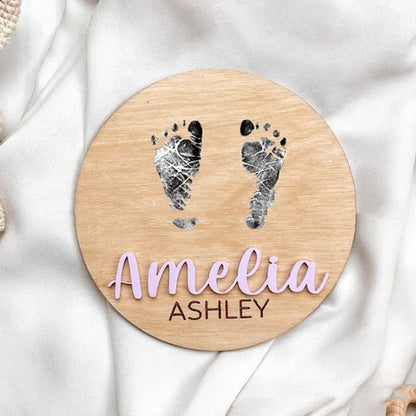 Brown limewood baby birth bulletin board in modern art style showing five available sizes