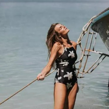 Women's XL Crochet Bandage Cut Out Monokini Swimsuit with unique design