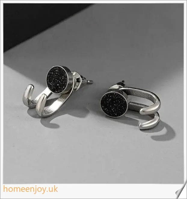 Stylish 925 Sterling Silver Men's Earrings in Trendy Cow Pattern Design
