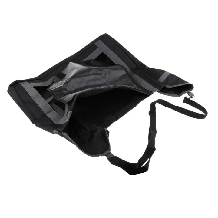 Adjustable Feed Bag for Horses made with durable 600D Oxford cloth, featuring an innovative design for a customised and mess-free feeding experience.